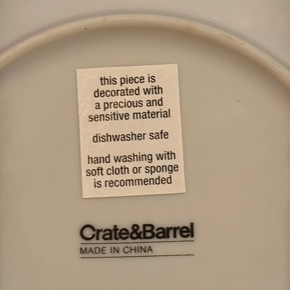 NEW Crate&Barrel Ornaments Christmas 6” Plates Set of 4 Appetizer Dessert EXC